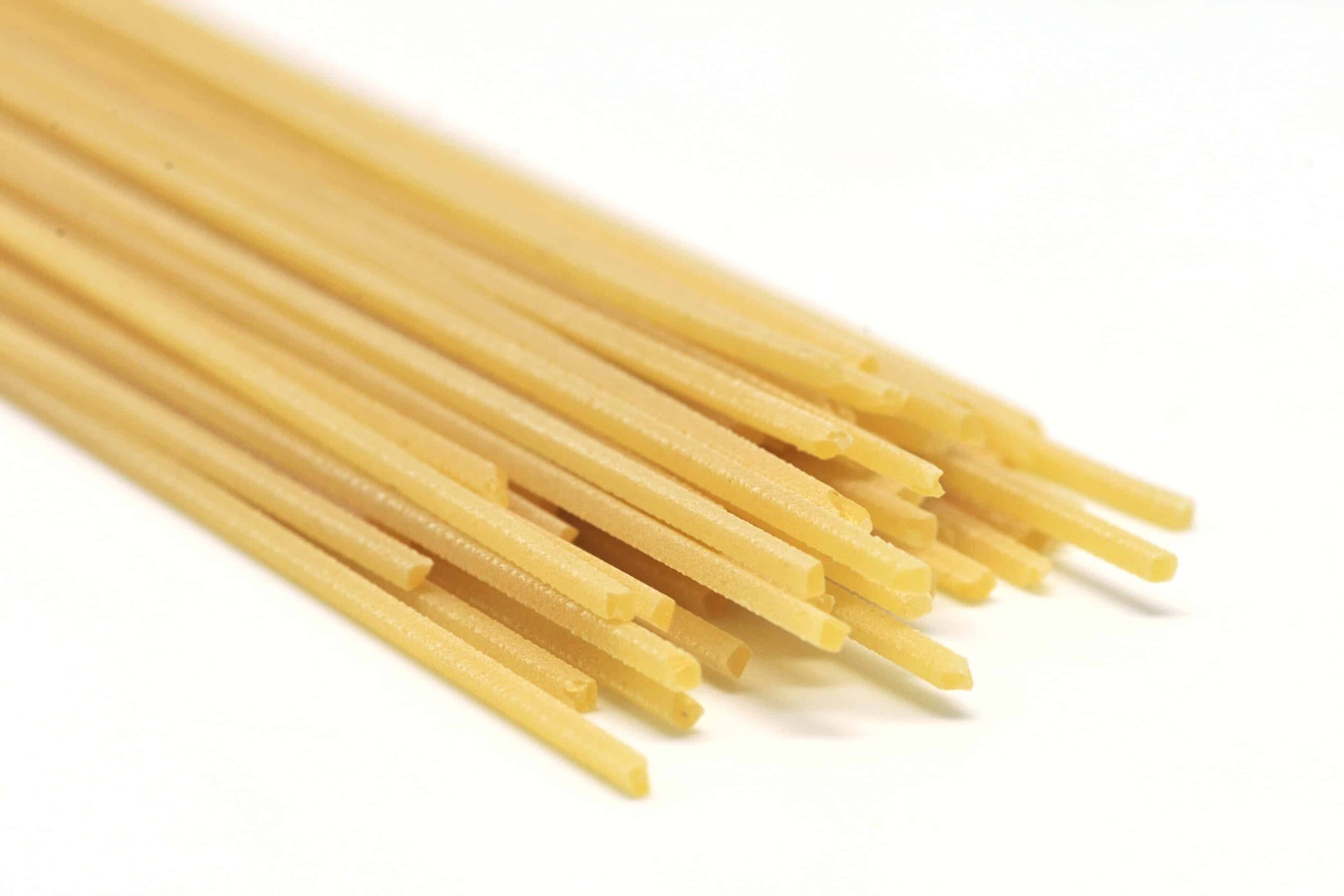 https://www.palatinum.world/wp-content/uploads/2021/11/PALATINUM_PASTA_SPAGHETTO_ALLA_CHITARRA-scaled.jpg